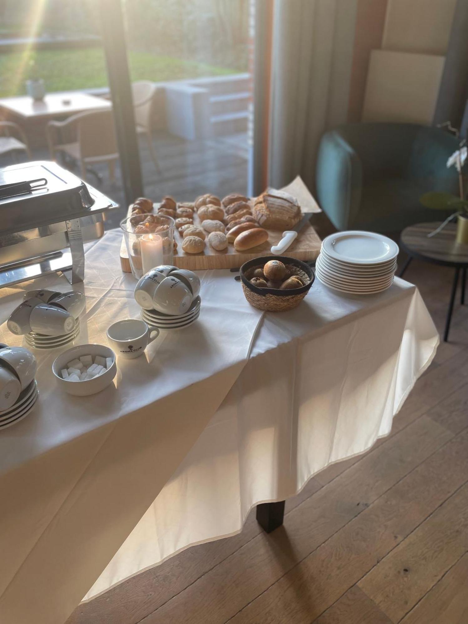 Etterbeek Diamant Suites Brussels Eu מראה חיצוני תמונה