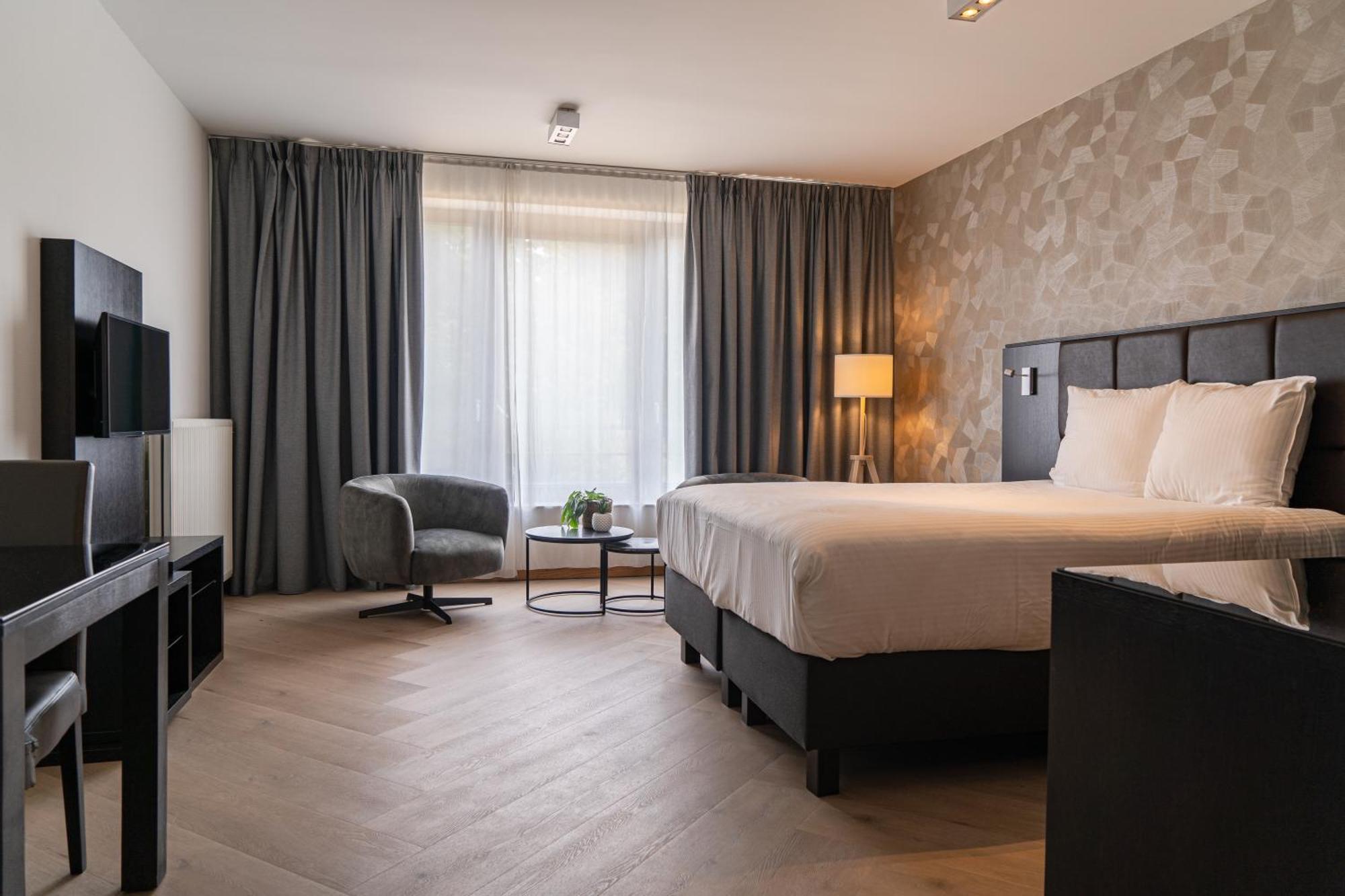 Etterbeek Diamant Suites Brussels Eu מראה חיצוני תמונה