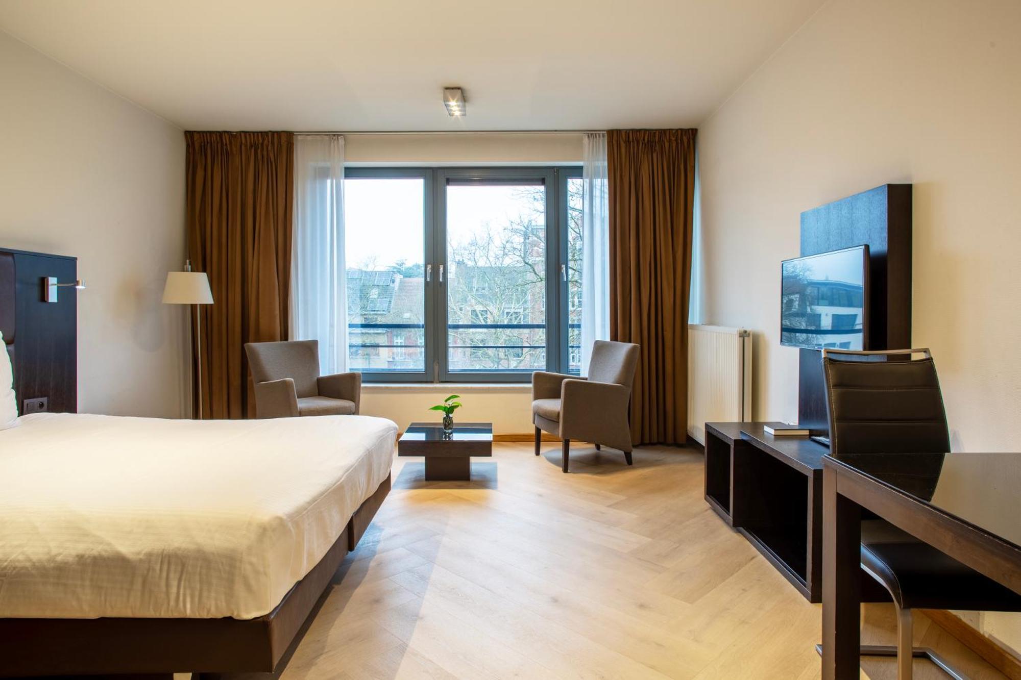 Etterbeek Diamant Suites Brussels Eu מראה חיצוני תמונה
