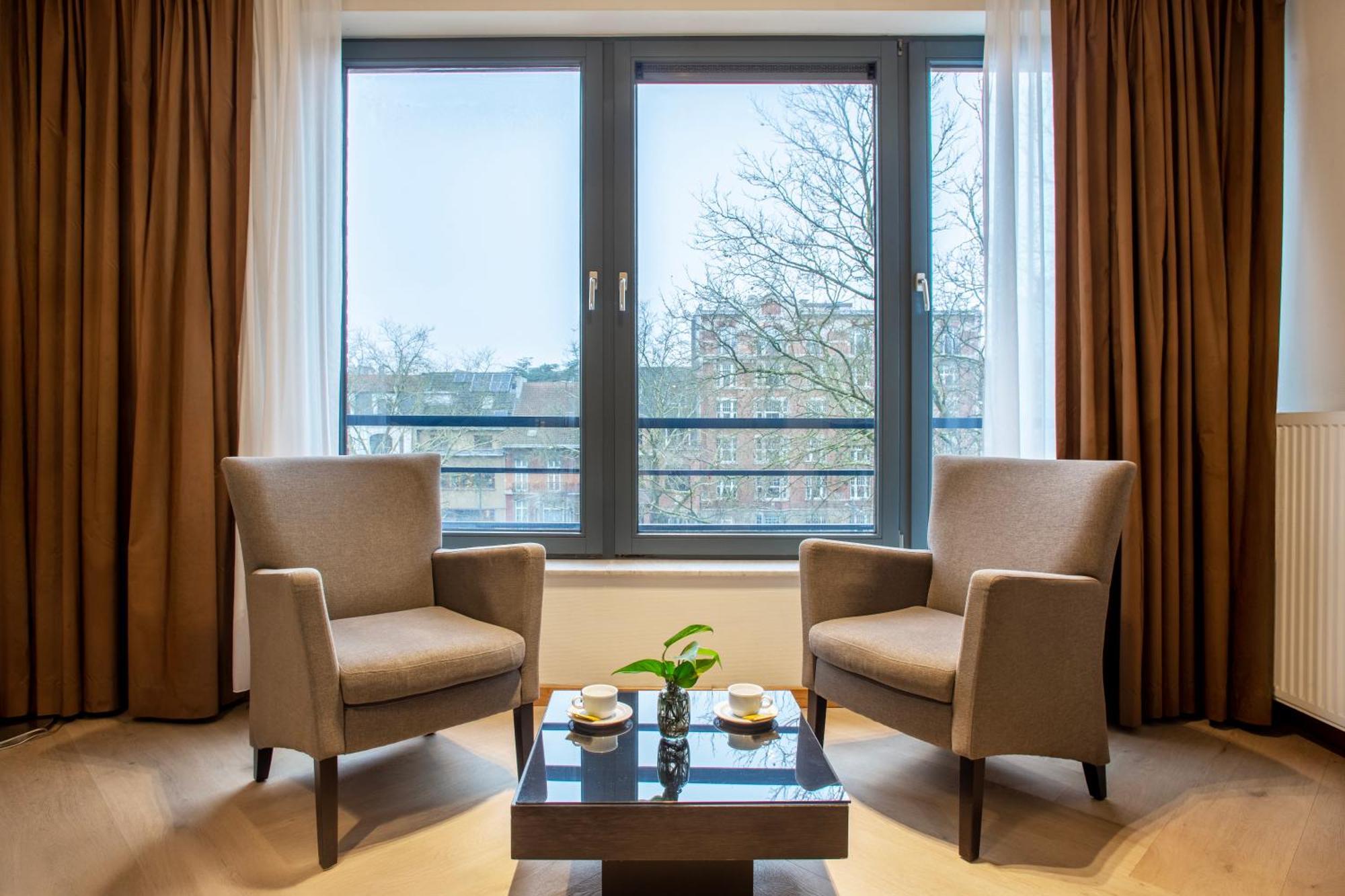 Etterbeek Diamant Suites Brussels Eu מראה חיצוני תמונה