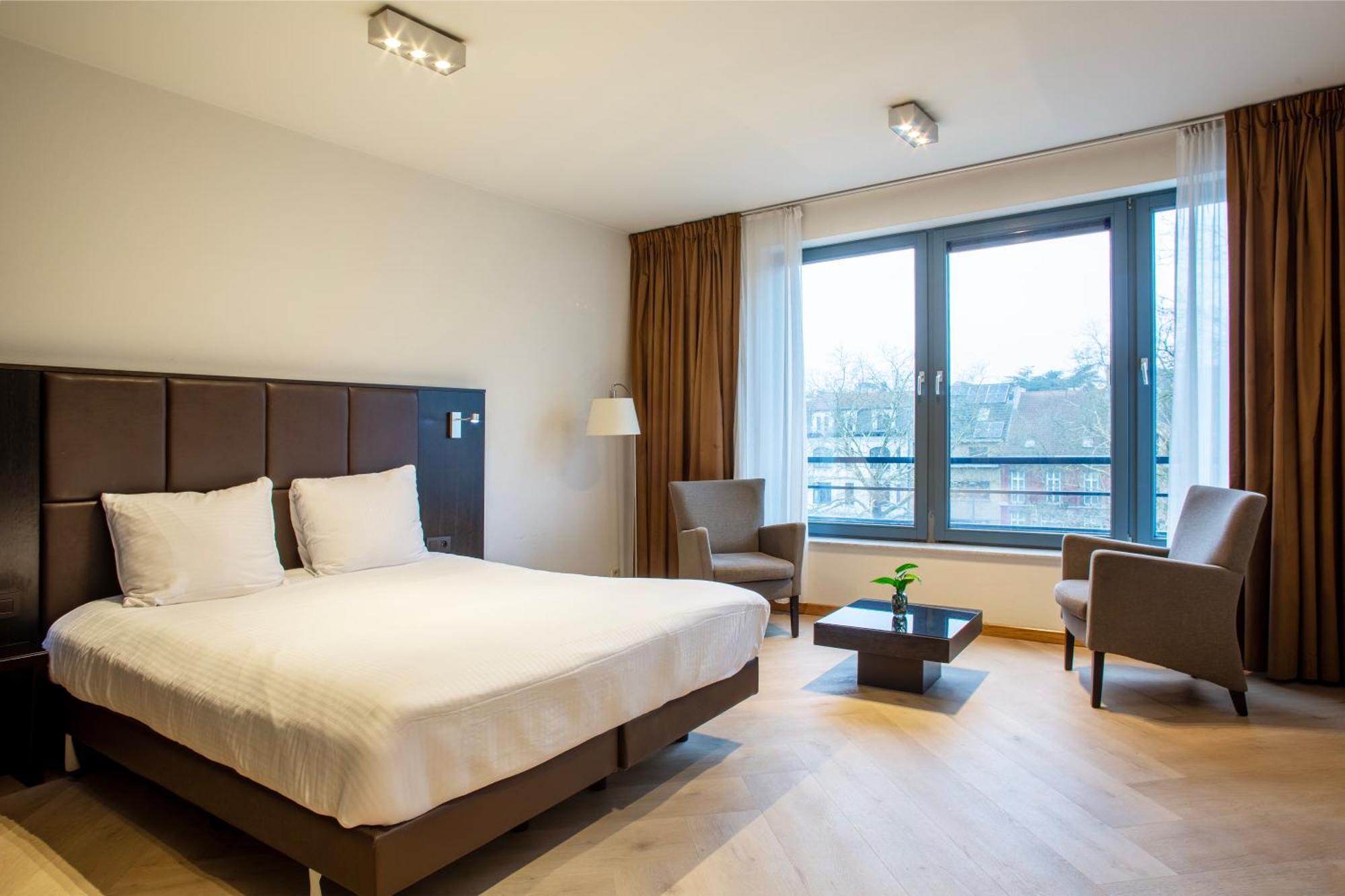 Etterbeek Diamant Suites Brussels Eu מראה חיצוני תמונה